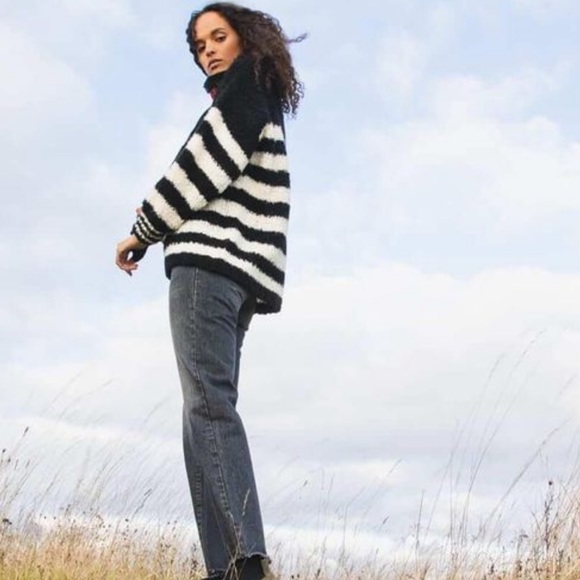 Ragdoll La
Women's Black Ragdoll Los Angeles Striped Boucle Sweater - Picture 3 of 7